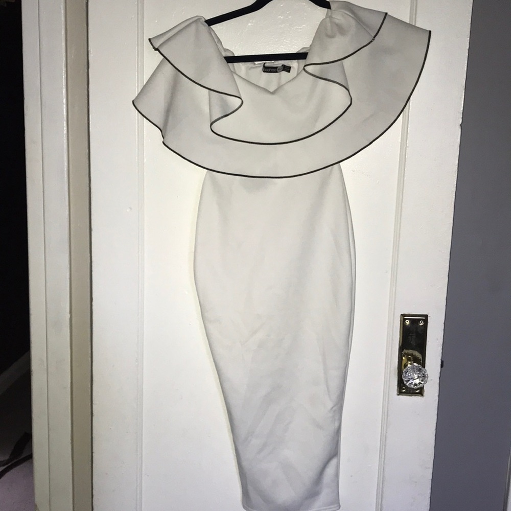 White/Black stitch off shoulder midi bodycon dress
